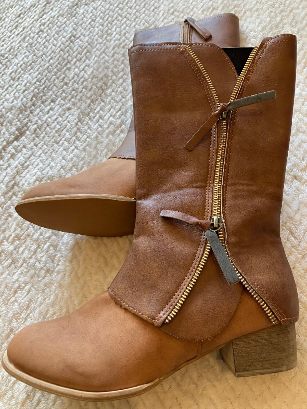 Womens Size 40 Brown Tall Boots Side Zip Block Heel Decorative Zipper Boho NWOT